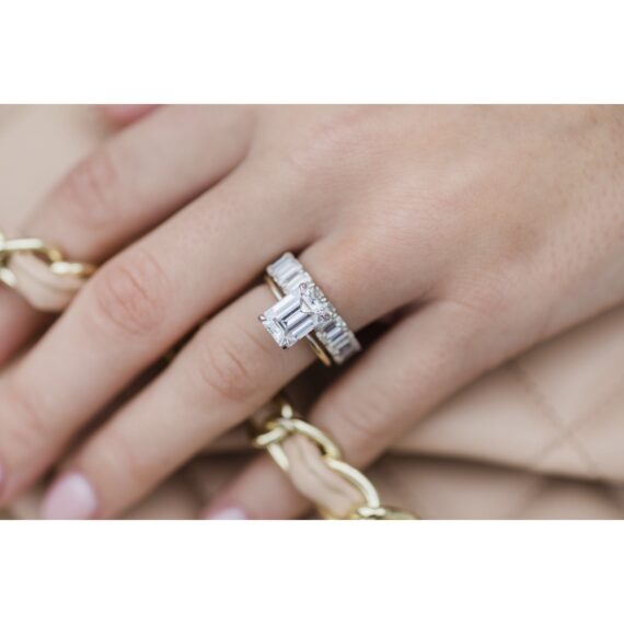 2.6 CT Emerald Cut Moissanite Solitaire Engagement Ring in 14K Yellow Gold