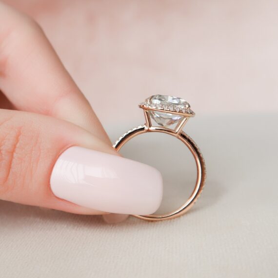4.0CT Cushion Cut Halo Moissanite Diamond Engagement Ring